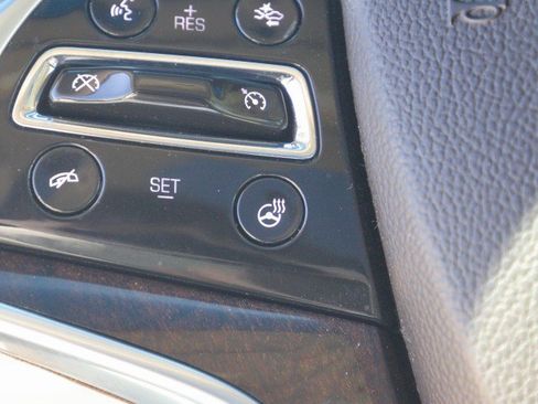 Used 2015 Cadillac XTS Luxury w/ Driver Awareness Package FWD image 23