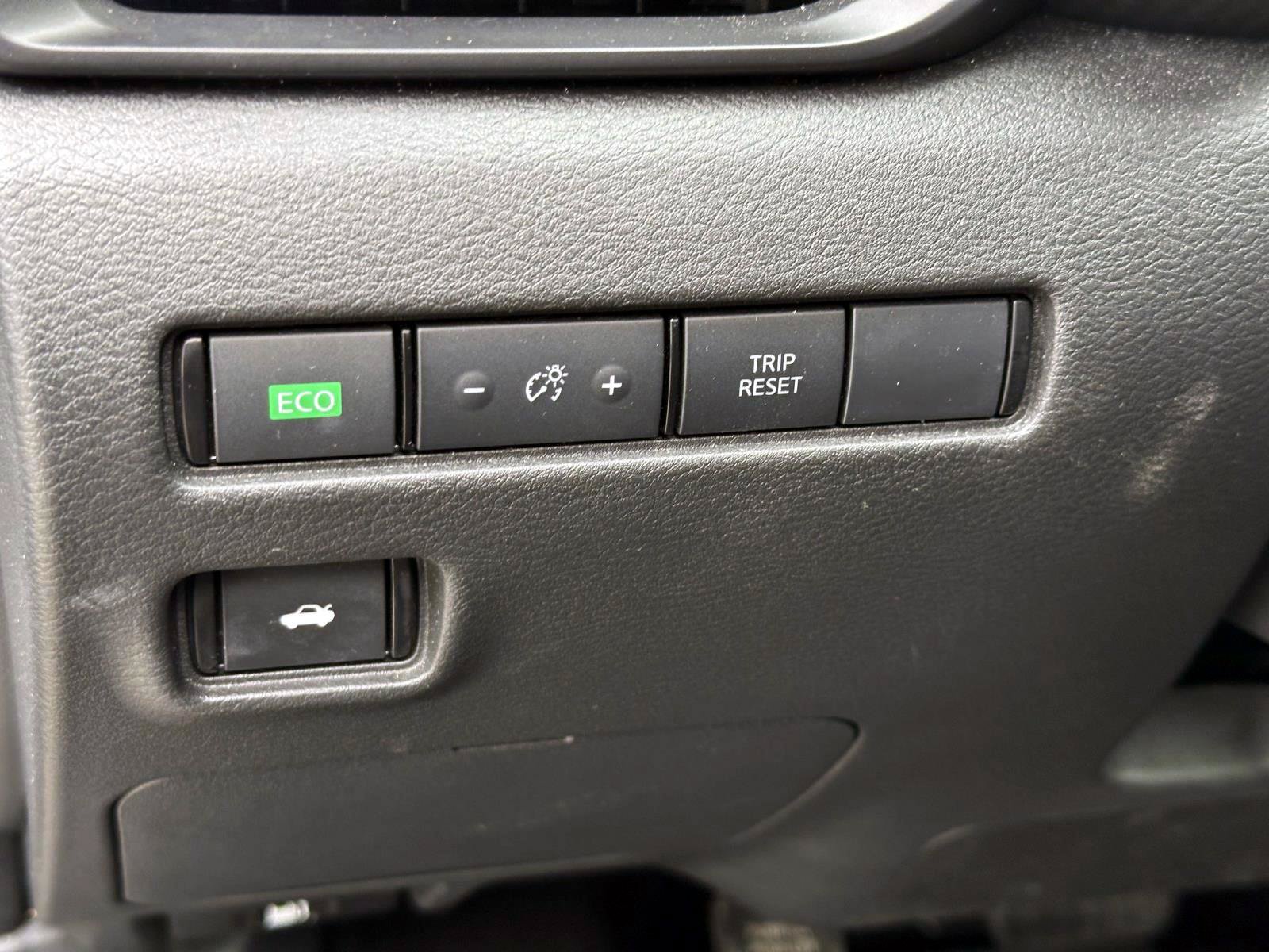 Certified 2024 Nissan Sentra S FWD image 18