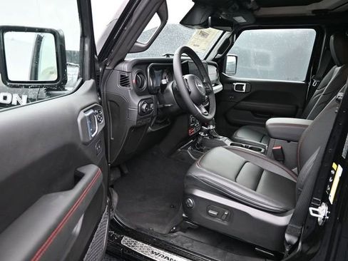 New 2026 Jeep Wrangler Unlimited Rubicon image 12