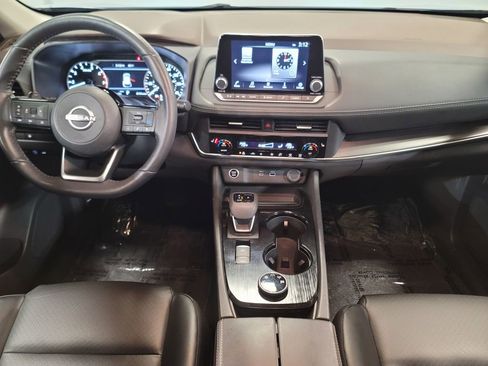 Used 2023 Nissan Rogue SV w/ SV Premium B Package image 22