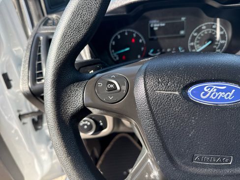 Used 2022 Ford Transit Connect XL image 15
