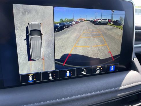 Used 2023 Chevrolet Tahoe Z71 w/ Luxury Package image 27