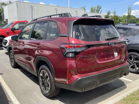 Certified 2025 Subaru Forester Premium AWD/4WD image 3
