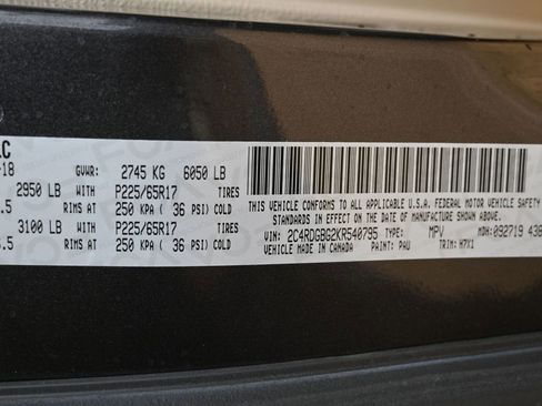 Used 2019 Dodge Grand Caravan SE image 34