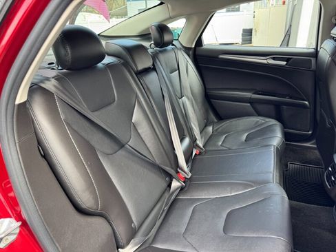 Used 2016 Ford Fusion Titanium image 42