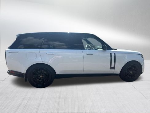 Used 2025 Land Rover Range Rover Long Wheelbase SE AWD/4WD image 3