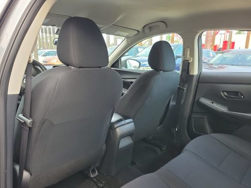 Used 2024 Nissan Sentra S FWD image 14