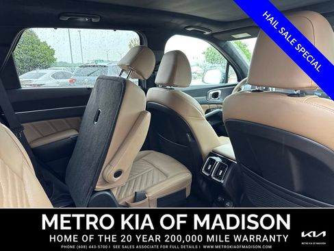 Used 2025 Kia Sorento SX Prestige w/ Olive Brown Leather Package AWD/4WD image 45
