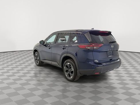 Certified 2026 Nissan Rogue SV w/ Cold Weather Package AWD/4WD image 8