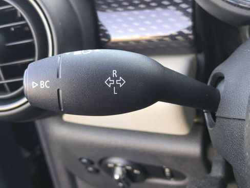 Used 2019 MINI Cooper S w/ Signature Upholstery Package image 26