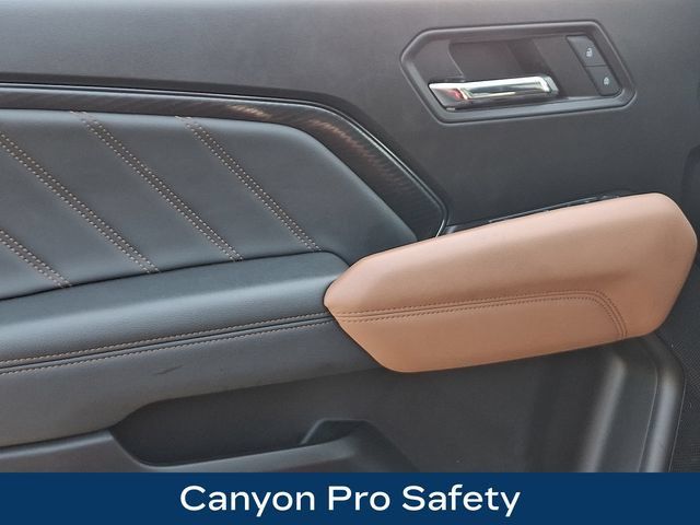 Used 2024 GMC Canyon AT4 AWD/4WD image 23