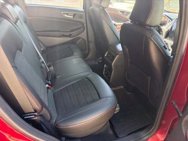 Used 2021 Ford Edge ST-Line AWD/4WD image 26