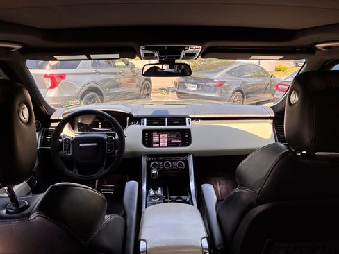 Used 2014 Land Rover Range Rover Sport Supercharged AWD/4WD image 19