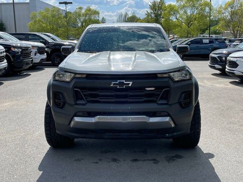 Used 2025 Chevrolet Colorado Trail Boss image 2