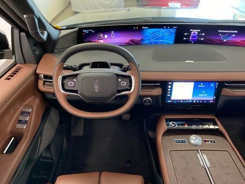 New 2026 Lincoln Navigator Reserve AWD/4WD image 50