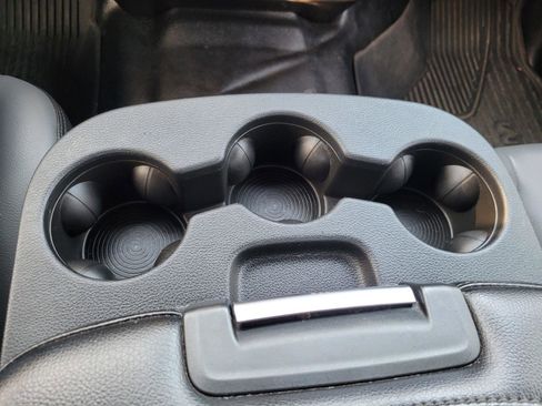 Used 2022 RAM 2500 Tradesman w/ Chrome Appearance Group image 26