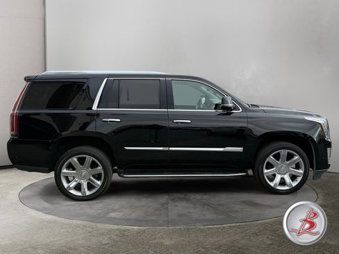 Used 2020 Cadillac Escalade Luxury image 8