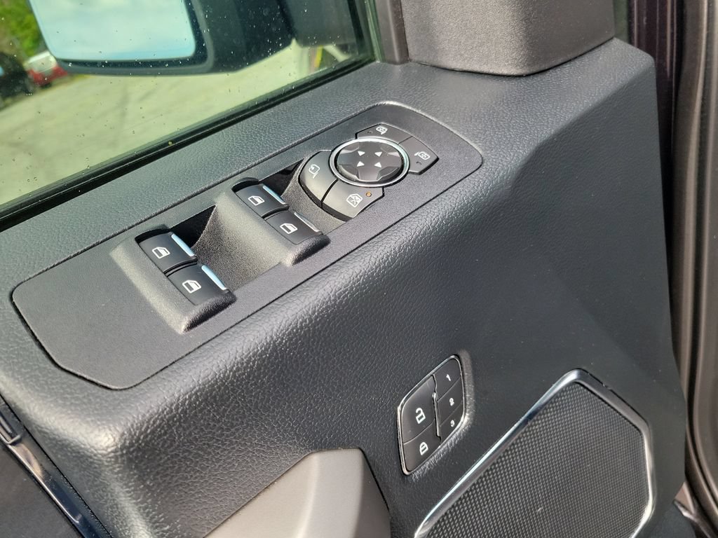 Used 2020 Ford F150 Lariat AWD/4WD image 17