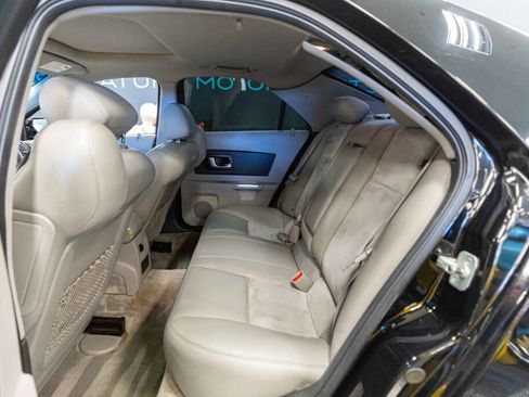 Used 2005 Cadillac CTS V image 11