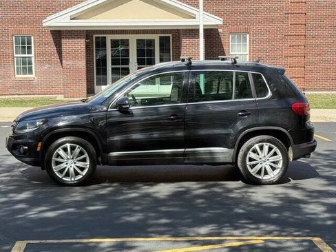 Used 2013 Volkswagen Tiguan S FWD image 7