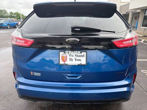 Used 2022 Ford Edge SE w/ Black Appearance Package AWD/4WD image 4