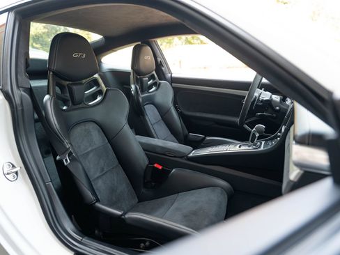 Used 2015 Porsche 911 GT3 RWD image 77