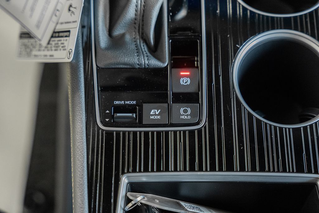 New 2026 Toyota Sienna XLE Woodland Edition AWD/4WD image 29