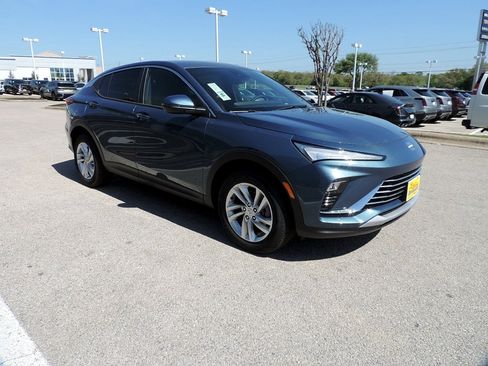 New 2026 Buick Envista Preferred image 3