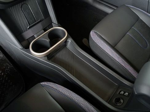 New 2025 MINI Cooper 4-Door Hardtop image 26