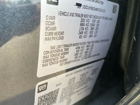 Used 2021 Chevrolet Silverado 1500 RST AWD/4WD image 39