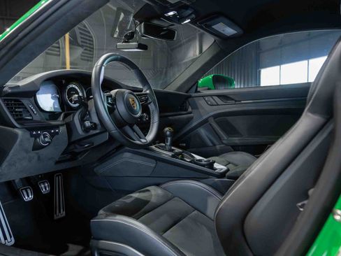 Used 2022 Porsche 911 GT3 RWD image 27