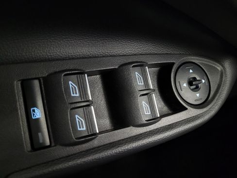 Used 2019 Ford Escape SE FWD image 27