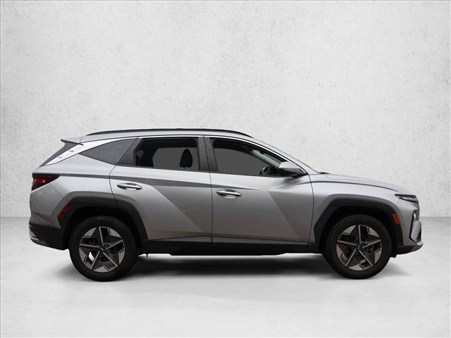 Certified 2025 Hyundai Tucson SEL AWD/4WD image 4
