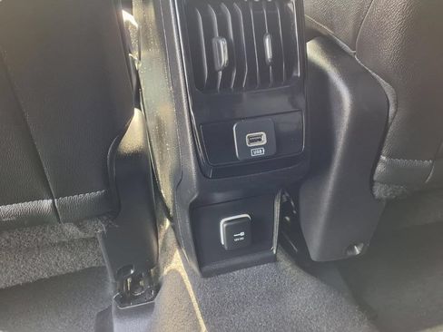 Used 2025 Jeep Compass Limited AWD/4WD image 24