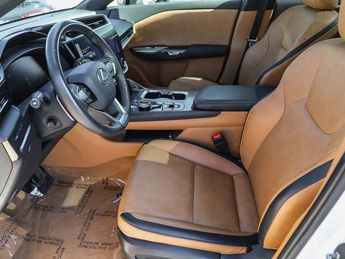 Certified 2024 Lexus RZ 300e Premium w/ Technology Package FWD image 17