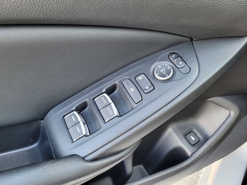 Used 2018 Honda Accord LX image 16