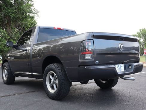 Used 2018 RAM 1500 Express image 7