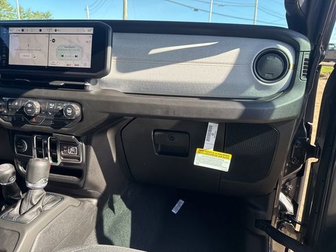 New 2026 Jeep Wrangler Unlimited Sport AWD/4WD image 27