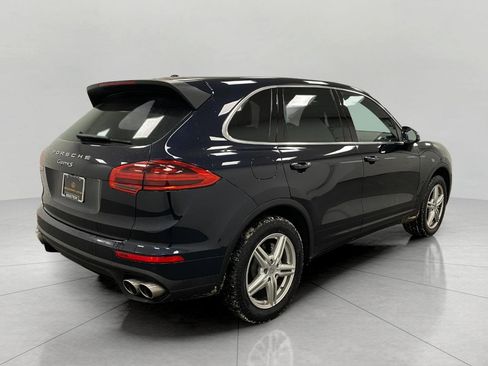 Used 2018 Porsche Cayenne S image 11