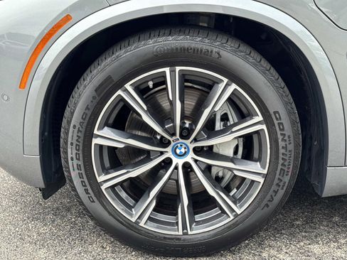 Certified 2024 BMW X5 xDrive50e w/ Executive Package AWD/4WD image 9