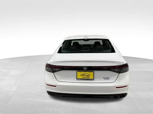Used 2025 Honda Accord Touring image 6