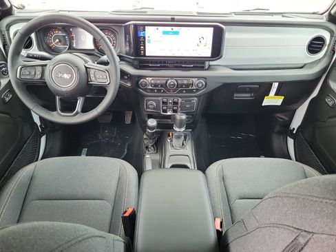 New 2025 Jeep Gladiator Sport image 20