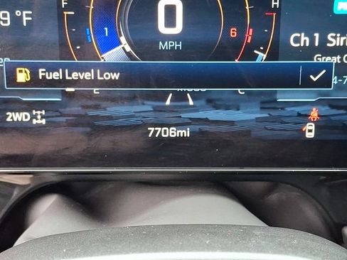 Certified 2026 Chevrolet Suburban LS w/ Max Trailering Package AWD/4WD image 21