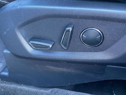 Used 2016 Ford Explorer Sport w/ Equipment Group 401A AWD/4WD image 17
