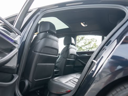 Used 2019 BMW M550i xDrive AWD/4WD image 19