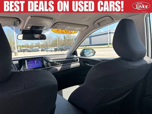 Used 2025 Toyota Camry LE FWD image 22