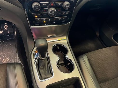 Used 2021 Jeep Grand Cherokee Laredo X RWD image 29