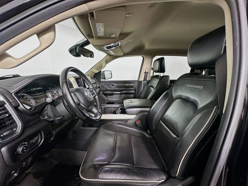Used 2019 RAM 1500 Laramie AWD/4WD image 21
