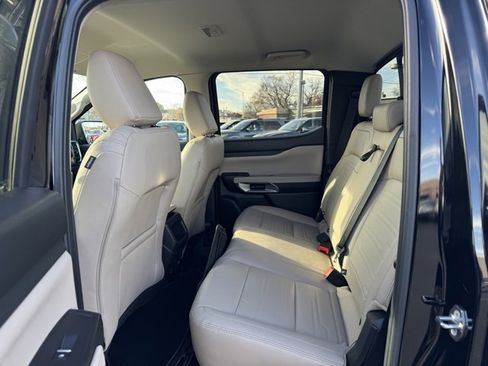 Used 2024 Ford Ranger Lariat w/ FX4 Off-Road Package image 31