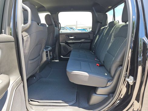 New 2026 RAM 1500 Express AWD/4WD image 13